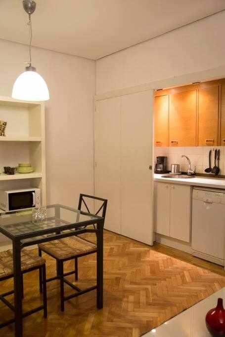 Un Elegante Piso Para Descubrir Madryt Zewnętrze zdjęcie