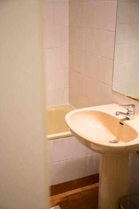 Un Elegante Piso Para Descubrir Madryt Zewnętrze zdjęcie