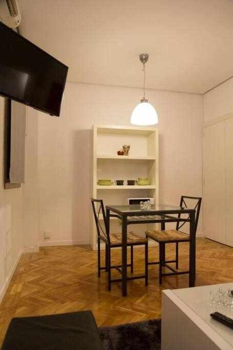 Un Elegante Piso Para Descubrir Madryt Zewnętrze zdjęcie